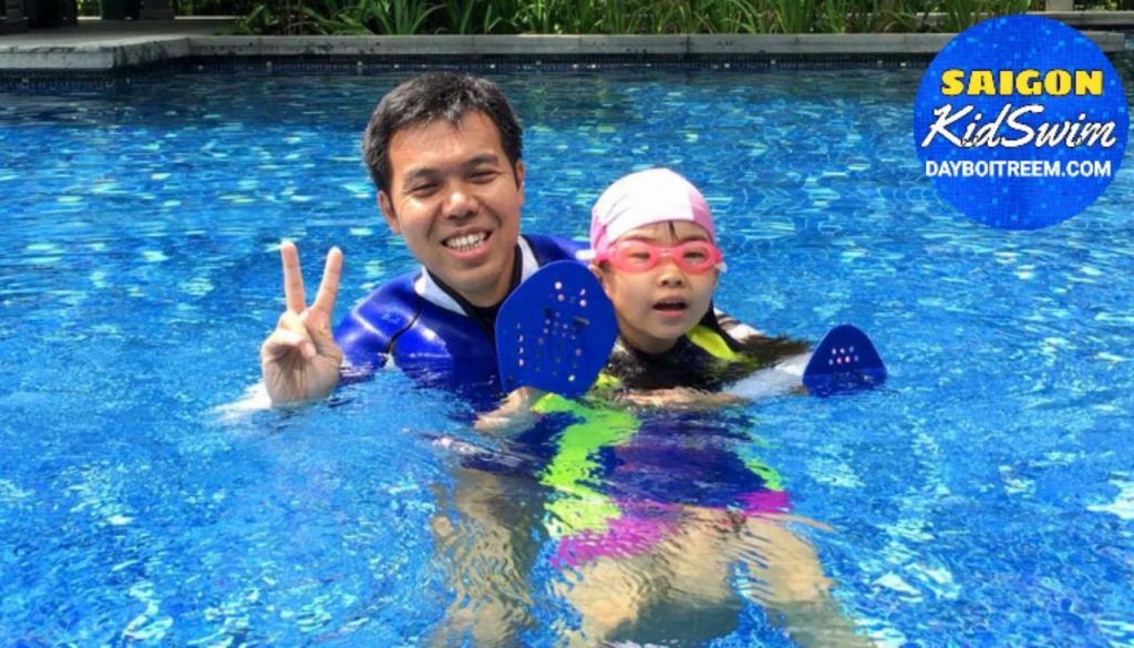 lớp học bơi cho trẻ em